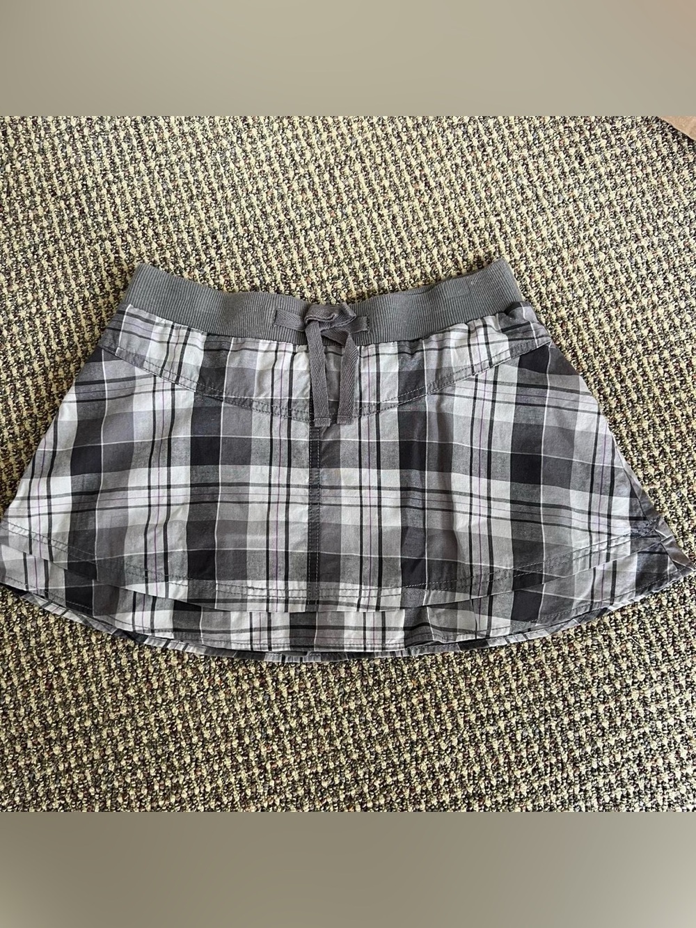 Y2K Faded Glory Ruffle Gray Plaid Women’s Skirt with Drawstring Waist